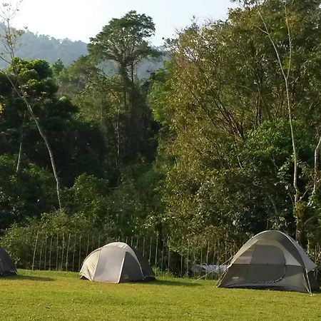 Hilamito Lodge Tela Esterno foto