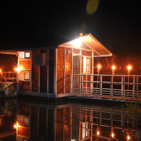 Hilamito Lodge Tela Esterno foto